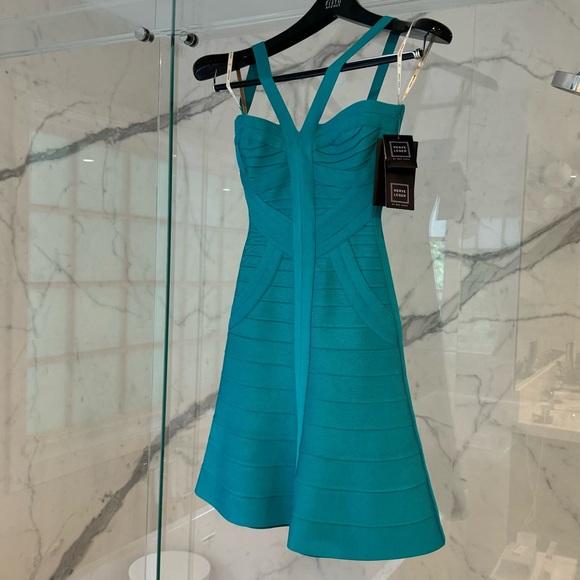 Designer dress - Picture 3 of 8